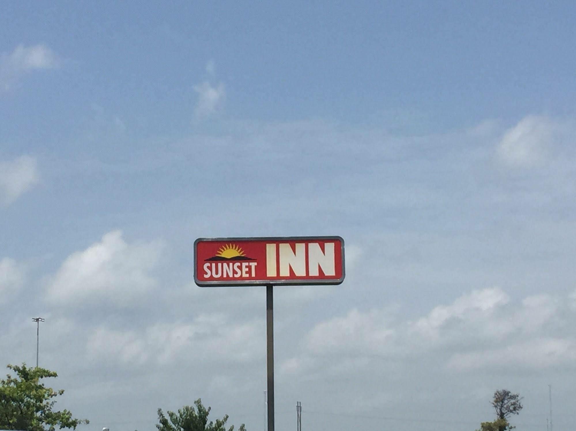 ווסט ממפיס Sunset Inn מראה חיצוני תמונה